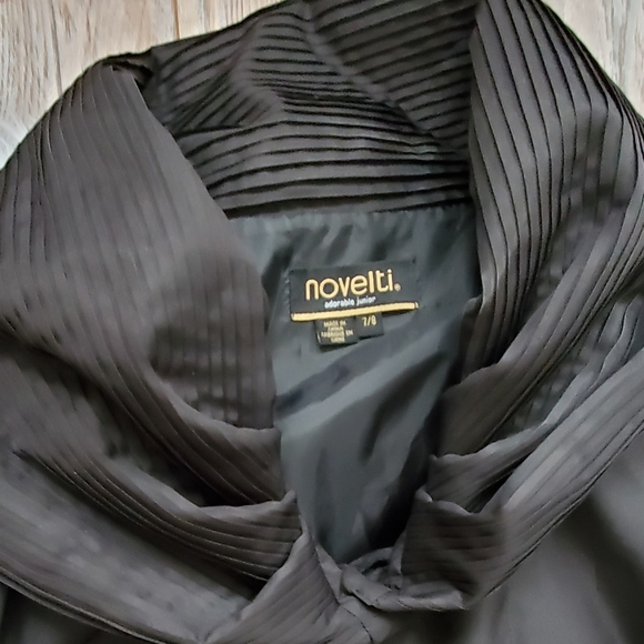 Novelti vintage mock hood black coat 🖤 - Picture 5 of 6